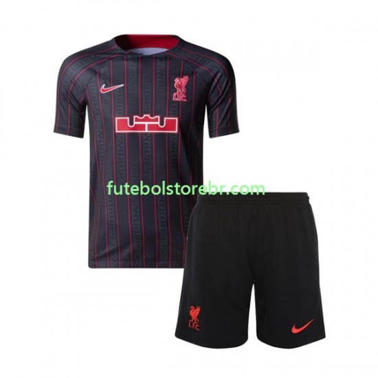 Camisa Liverpool x LeBron James I 2022-2023 manga curta pro Juvenil